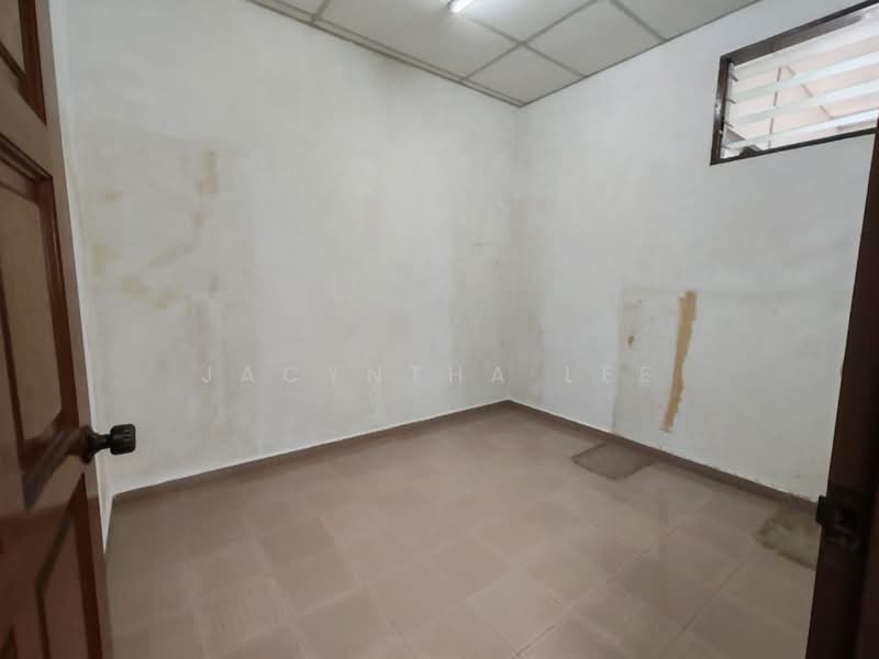 2-storey Terraced House for Sale in Island Glades (Jelutong) - Jacyntha Lee - PropertyGuru.com.my