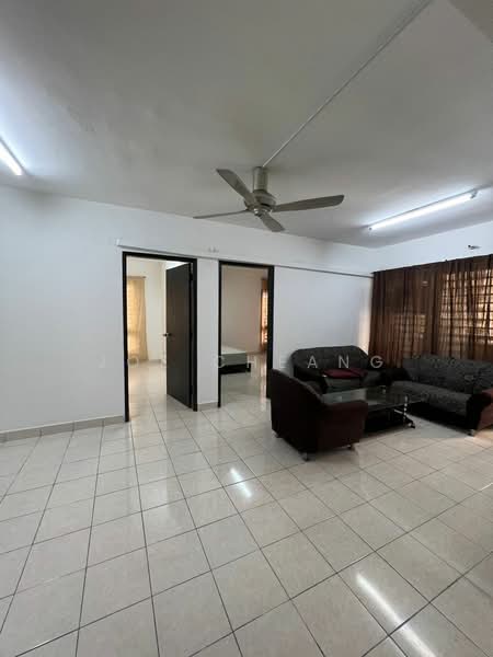 Condominium for Sale at Palm Spring @ Damansara - Joe Cheang - Living Room - PropertyGuru.com.my