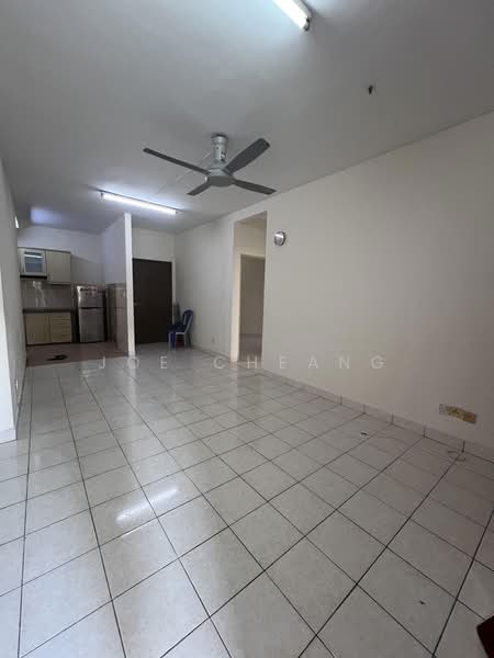 Condominium for Sale at Palm Spring @ Damansara - Joe Cheang - Living Room - PropertyGuru.com.my