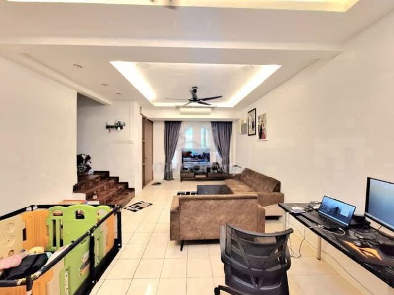 Terraced House for Sale in Seksyen 32, Kemuning Green Ville (Shah Alam) - Tabris Wong - Living Room - PropertyGuru.com.my