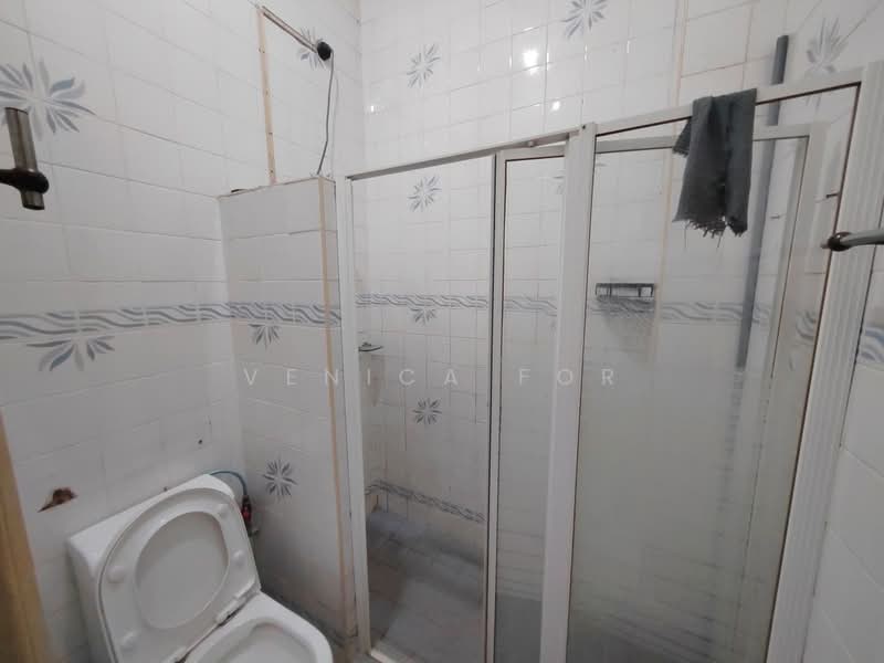 Rumah Teres 1.5 Tingkat untuk Dijual di Taman Molek (Johor Bahru) - Venica For - PropertyGuru.com.my