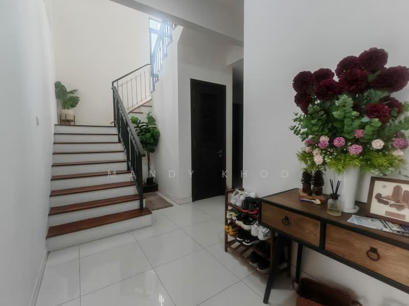 Twin Villa for Sale in Ampang (Kuala Lumpur) - Mandy Khoo - Entrance - PropertyGuru.com.my