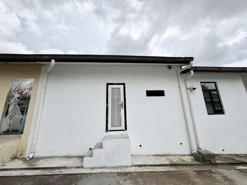 Rumah Teres 1 Tingkat untuk Dijual di Taman Pelangi Indah (Ulu Tiram) - Yik Tat - PropertyGuru.com.my
