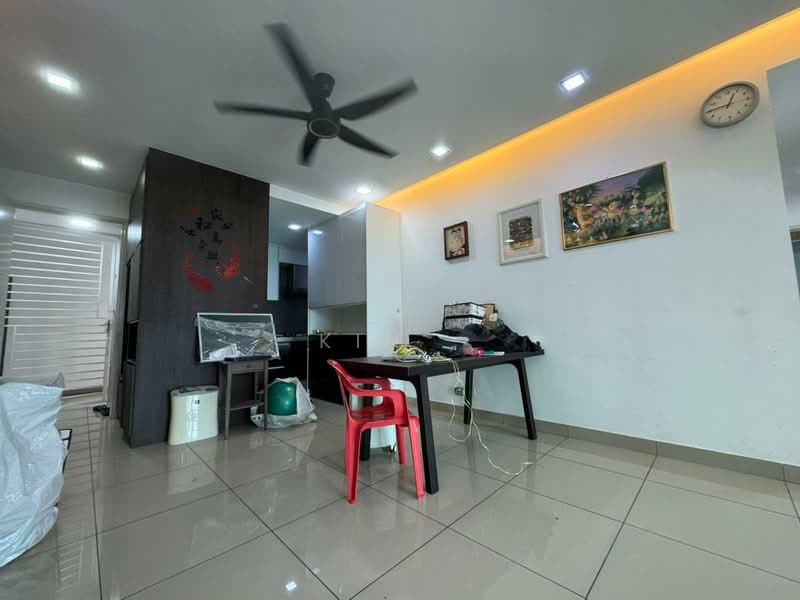 Kondominium untuk Disewa di Ascenda Residence @ Skyarena - Kin L - Living Room - PropertyGuru.com.my