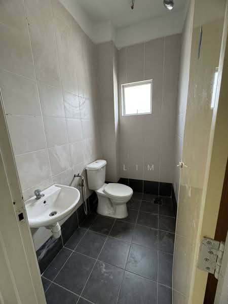 Terraced House for Sale in Shah Alam (Selangor) - Max Lim - Bathroom - PropertyGuru.com.my