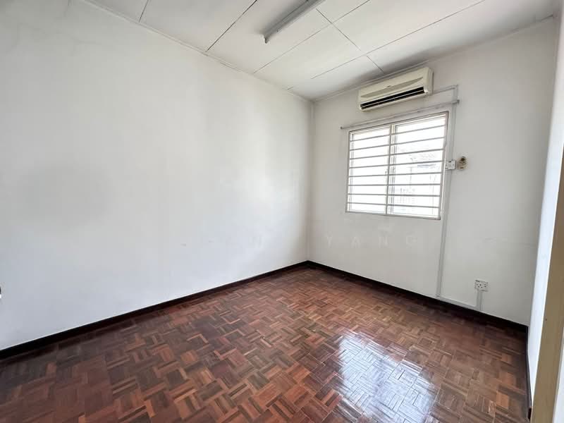 2-storey Terraced House for Sale in Kota Emerald (Rawang) - Tiffany Yang - Bedroom - PropertyGuru.com.my
