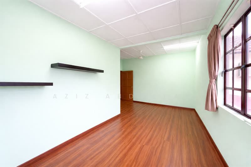 Rumah Teres 2 Tingkat untuk Dijual di Usj 13 (Subang Jaya) - Aziz Abdullah - PropertyGuru.com.my
