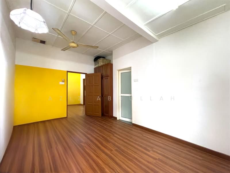 Rumah Teres 2 Tingkat untuk Dijual di Usj 13 (Subang Jaya) - Aziz Abdullah - PropertyGuru.com.my