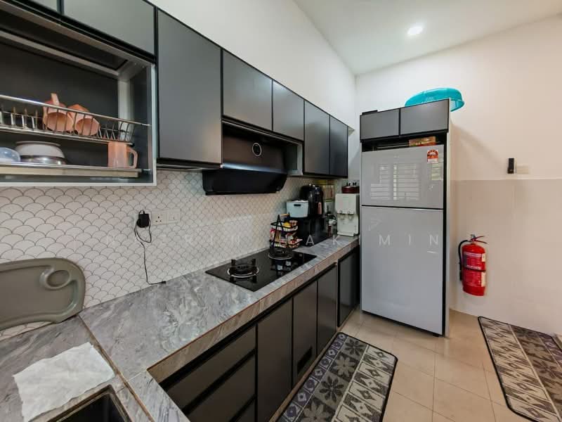Rumah Bandar untuk Dijual di Taman Pandamaran Permai (Klang) - Nazrin Hakimin - PropertyGuru.com.my