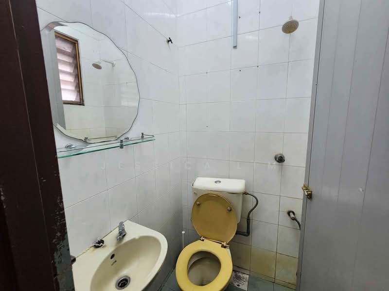 Rumah Teres 1 Tingkat untuk Dijual di Kuala Lumpur (Kuala Lumpur) - Jessica Lim - Bathroom - PropertyGuru.com.my