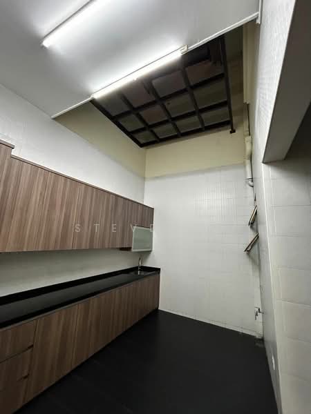 Commercial Semi-D for Rent in Kampung Nong Chik (Johor Bahru) - Steve Tah - Kitchen - PropertyGuru.com.my