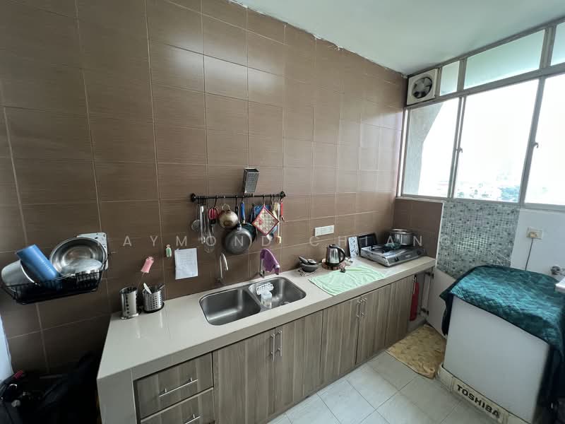 Condominium for Sale at USJ One Avenue Condo - Raymond Chiang - Kitchen - PropertyGuru.com.my