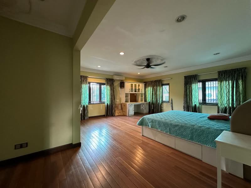 Bungalow for Sale in Usj 17 (Subang Jaya) - Ali Idris - Bedroom - PropertyGuru.com.my