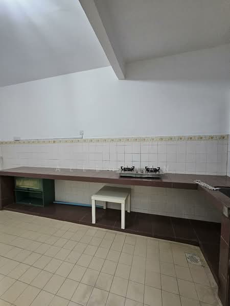 2-storey Terraced House for Rent in Kelana Jaya (Petaling Jaya) - Allen Tan - Kitchen - PropertyGuru.com.my