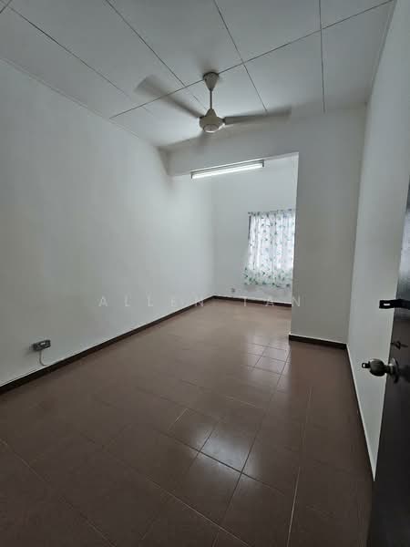 2-storey Terraced House for Rent in Kelana Jaya (Petaling Jaya) - Allen Tan - Interior - PropertyGuru.com.my