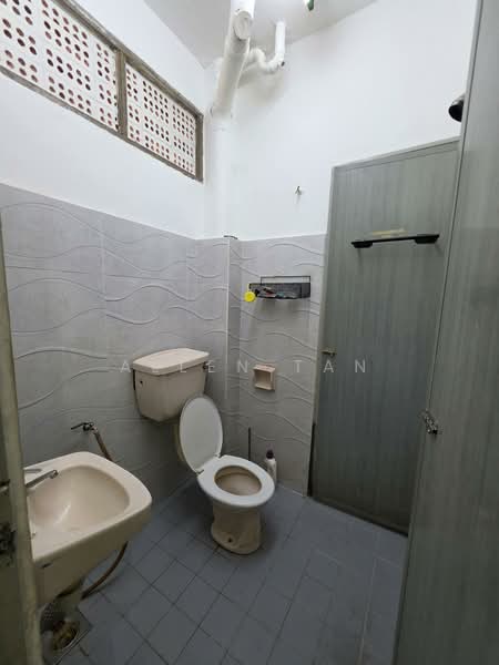 2-storey Terraced House for Rent in Kelana Jaya (Petaling Jaya) - Allen Tan - Bathroom - PropertyGuru.com.my