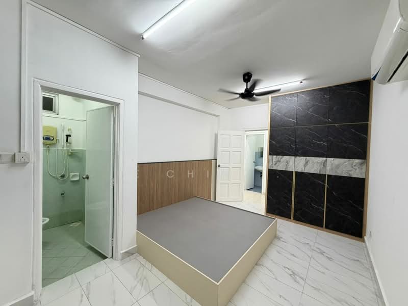 Pangsapuri untuk Disewa di Bayu Puteri 1 - Le Ching . - Bedroom - PropertyGuru.com.my