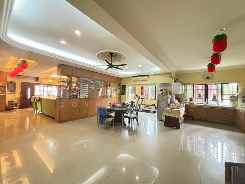Bungalow for Sale in Kajang (Selangor) - Connie Choo - Living Room - PropertyGuru.com.my