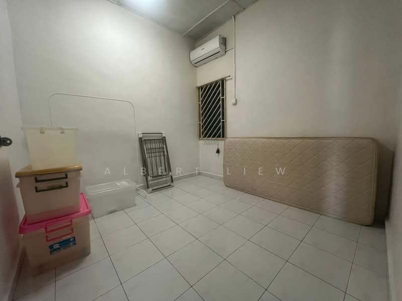 1-storey Terraced House for Sale in Pagoh (Johor) - Albert Liew - Bedroom - PropertyGuru.com.my