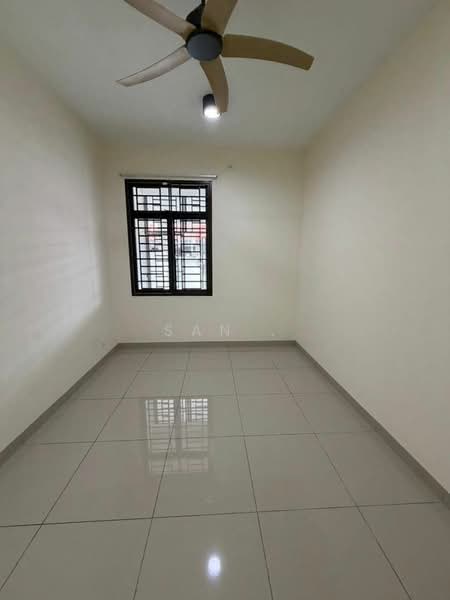 Rumah Teres 1 Tingkat untuk Dijual di Taman Pelangi Indah (Ulu Tiram) - San . - PropertyGuru.com.my