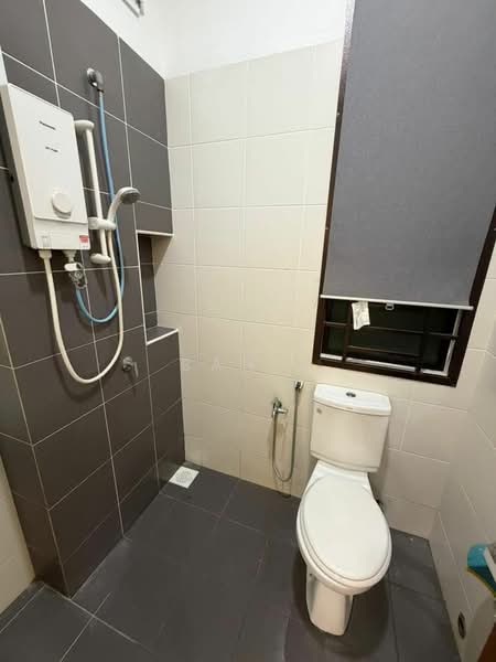 Rumah Teres 1 Tingkat untuk Dijual di Taman Pelangi Indah (Ulu Tiram) - San . - PropertyGuru.com.my