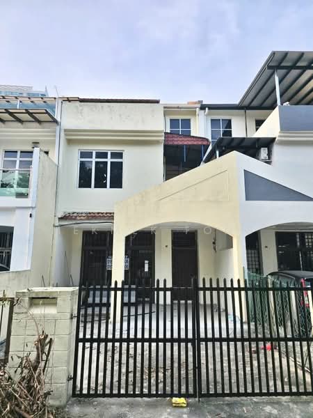 Rumah Teres 3 Tingkat untuk Disewa di Taman Sri Intan (Johor Bahru) - MekMek Fong - PropertyGuru.com.my