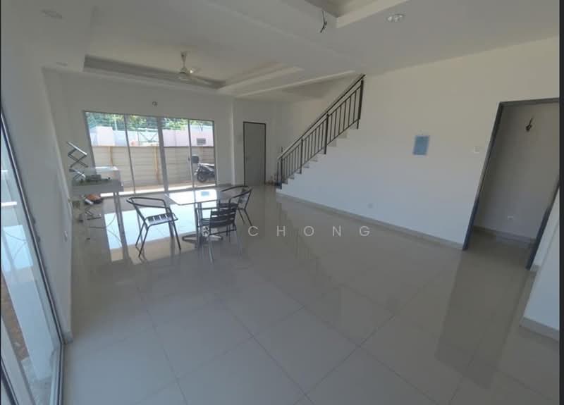 2-storey Terraced House for Sale in Dengkil (Selangor) - FB Chong - Living Room - PropertyGuru.com.my