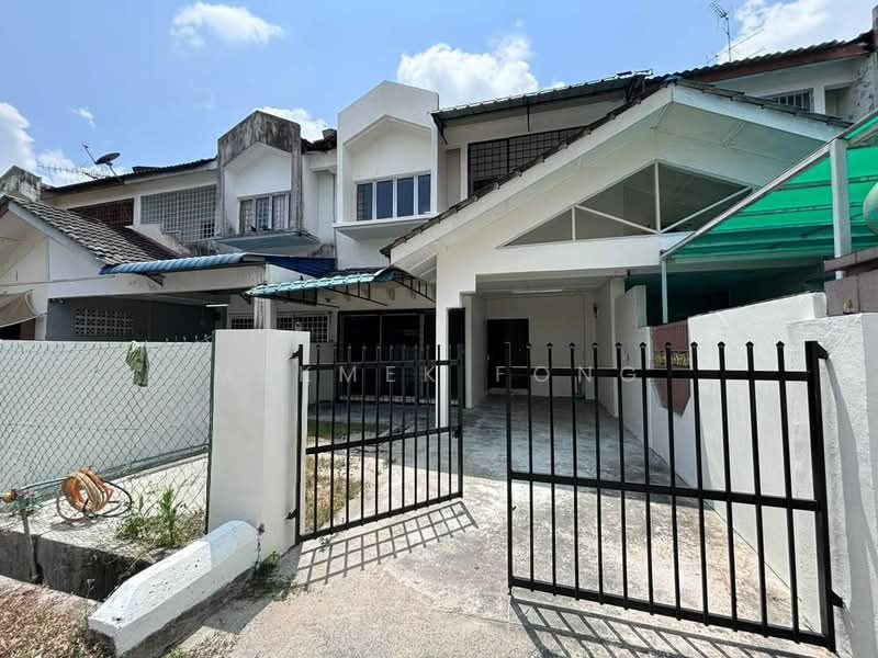 Flat for Rent at Taman Molek - MekMek Fong - PropertyGuru.com.my