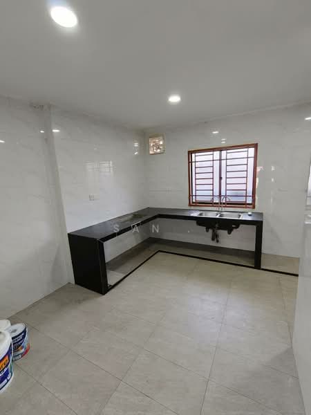 1-storey Terraced House for Sale in Taman Ungku Tun Aminah (Skudai) - San . - PropertyGuru.com.my