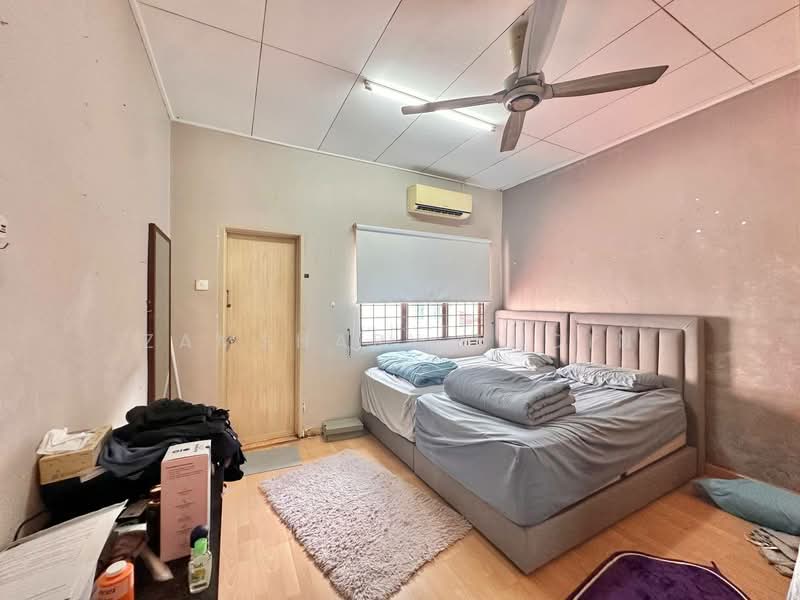 2-storey Terraced House for Sale in Seksyen 7 (Shah Alam) - Zamshary Budin - Bedroom - PropertyGuru.com.my