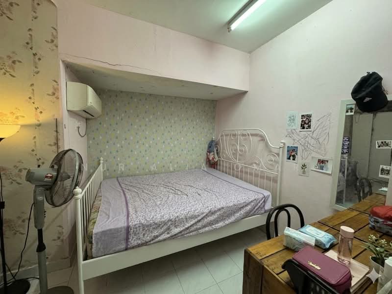 Rumah Teres 1 Tingkat untuk Dijual di Klang (Selangor) - Nur Alia Omar - Bedroom - PropertyGuru.com.my