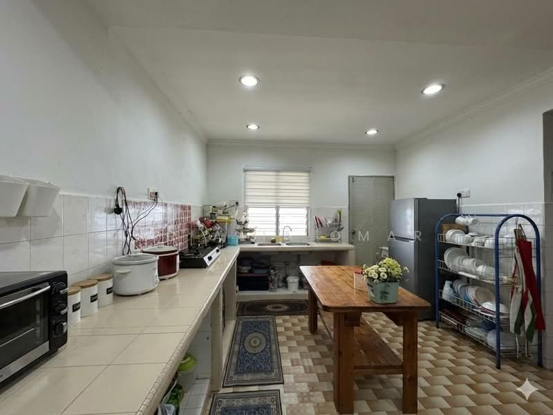 Rumah Teres 1 Tingkat untuk Dijual di Klang (Selangor) - Nur Alia Omar - Kitchen - PropertyGuru.com.my