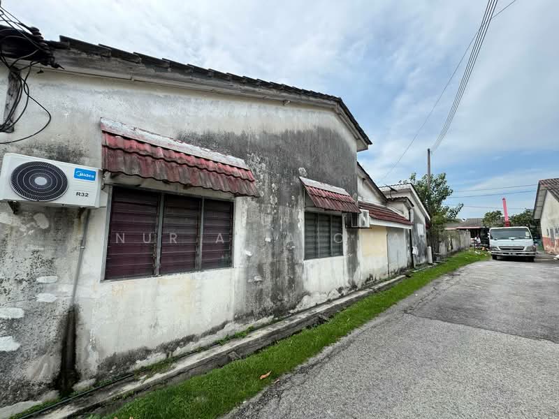 Rumah Teres 1 Tingkat untuk Dijual di Klang (Selangor) - Nur Alia Omar - Exterior - PropertyGuru.com.my
