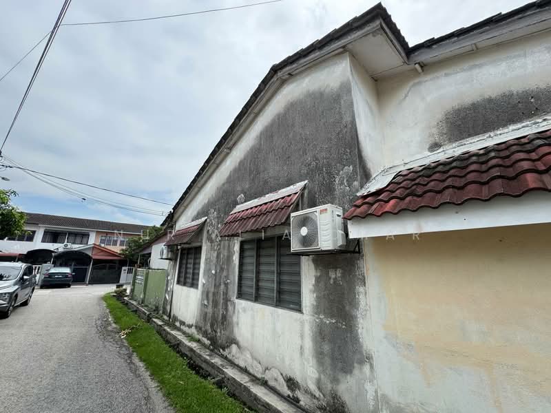 Rumah Teres 1 Tingkat untuk Dijual di Klang (Selangor) - Nur Alia Omar - Exterior - PropertyGuru.com.my
