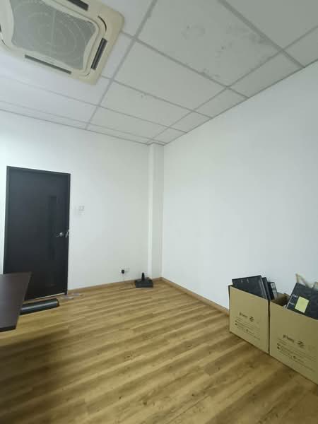 Kilang untuk Disewa di Taman Johor Jaya (Johor Bahru) - Aiden Tang - PropertyGuru.com.my