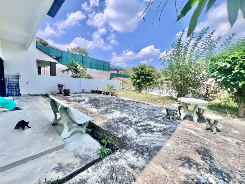 Semi-Detached House for Sale in Taman Lucky (Bangsar) - Shalini Kantan - Exterior - PropertyGuru.com.my