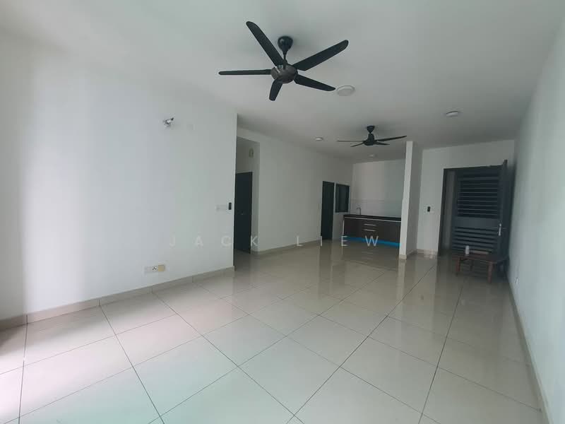 Kondominium untuk Disewa di The Henge - Jack Liew - Living Room - PropertyGuru.com.my