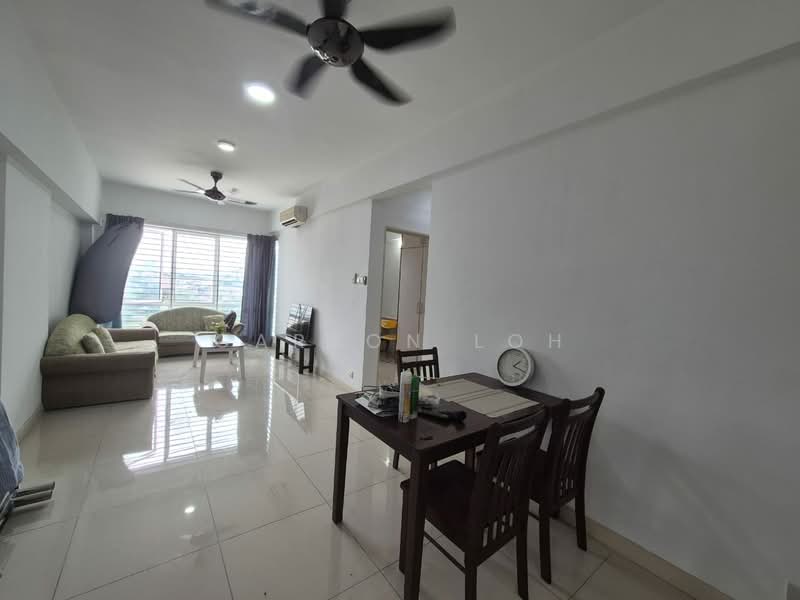 Service Residence for Sale at Tiara Mutiara / The Crown - Carson Loh - Living Room - PropertyGuru.com.my
