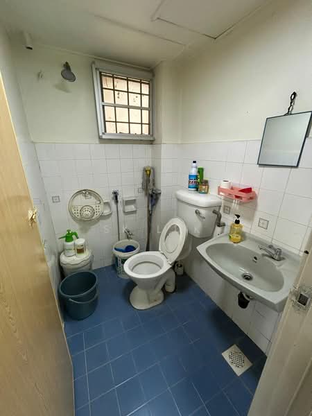 Pangsapuri untuk Dijual di Las Palmas (Rapis) - SK Luk - Bathroom - PropertyGuru.com.my
