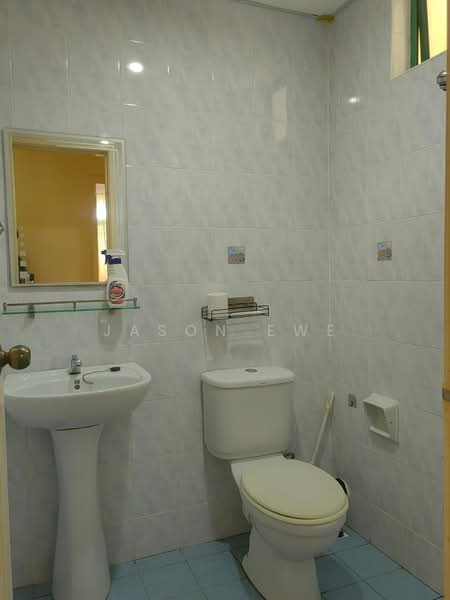Condominium for Sale at Tanjung Park Condominium - Jason Ewe - Bathroom - PropertyGuru.com.my