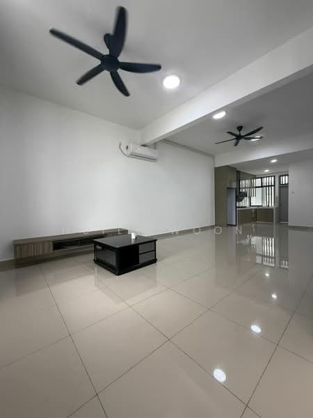2-storey Terraced House for Rent in Taman Ponderosa (Johor Bahru) - Huily Woon - Living Room - PropertyGuru.com.my