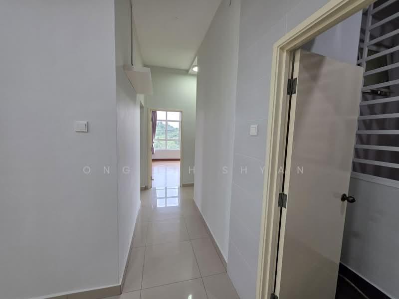 Apartment for Sale at Horizon Residence (Dwi Mutiara) - Ong Lih Shyan - Corridor - PropertyGuru.com.my