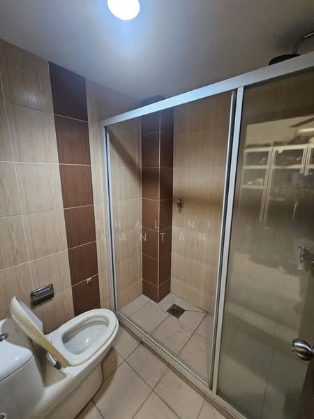 Rumah Teres 2 Tingkat untuk Dijual di Bukit Bandaraya (Bangsar) - Shalini Kantan - Bathroom - PropertyGuru.com.my