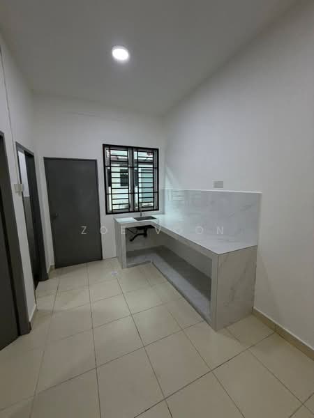 2-storey Terraced House for Sale in Taman Scientex Senai (Senai) - Zoe Voon - Kitchen - PropertyGuru.com.my