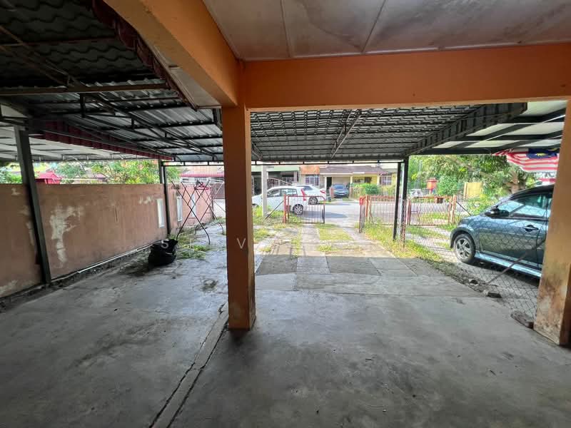 2-storey Terraced House for Sale in Bukit Beruntung (Serendah) - Steven Lee - Exterior - PropertyGuru.com.my