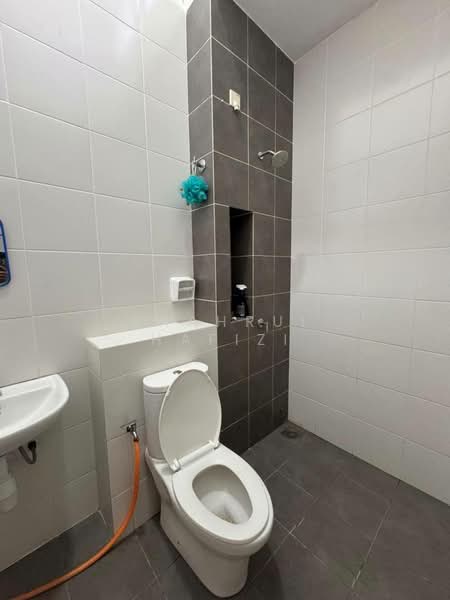 2-storey Terraced House for Sale in Shah Alam (Selangor) - Shahrul Hafizi - Bathroom - PropertyGuru.com.my