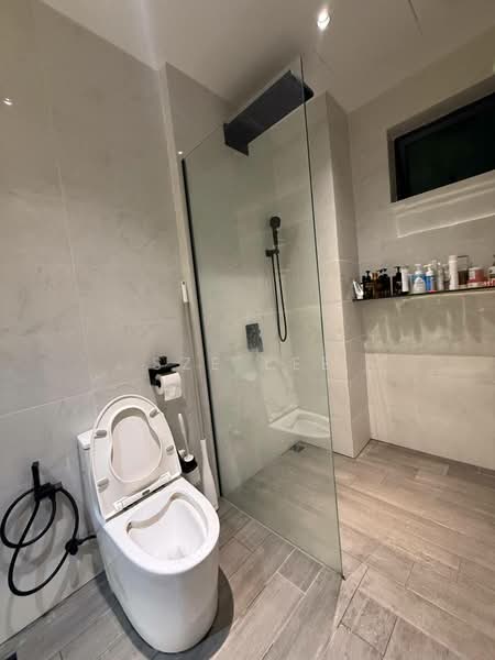 Servis Apartment untuk Dijual di Green Haven - Sze Lee - Bathroom - PropertyGuru.com.my