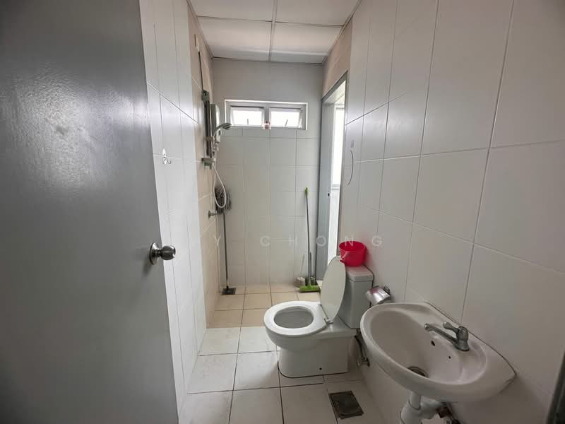 Condominium for Rent at The Wharf Residence - Ivy Chong - Bathroom - PropertyGuru.com.my