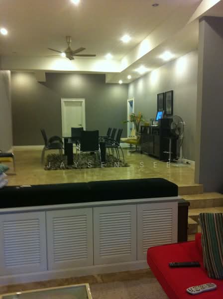Kondominium untuk Dijual di Corinthian Condominium - Jaysen See - Living Room - PropertyGuru.com.my