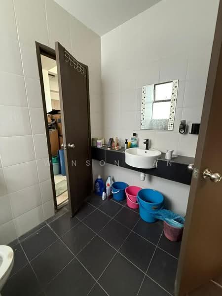 Apartment for Sale at Seri Austin Residence (Pangsapuri Seri Austin) - Winson Tan - Bathroom - PropertyGuru.com.my
